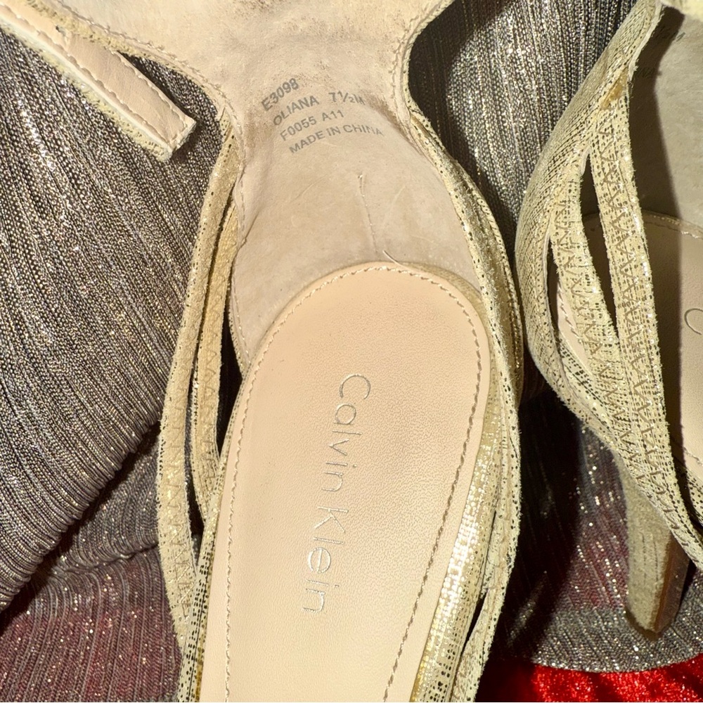 Calvin Klein Metallic Glam‎ Gold Strap High Heels Formal Christmas New Years Eve - Picture 9 of 10